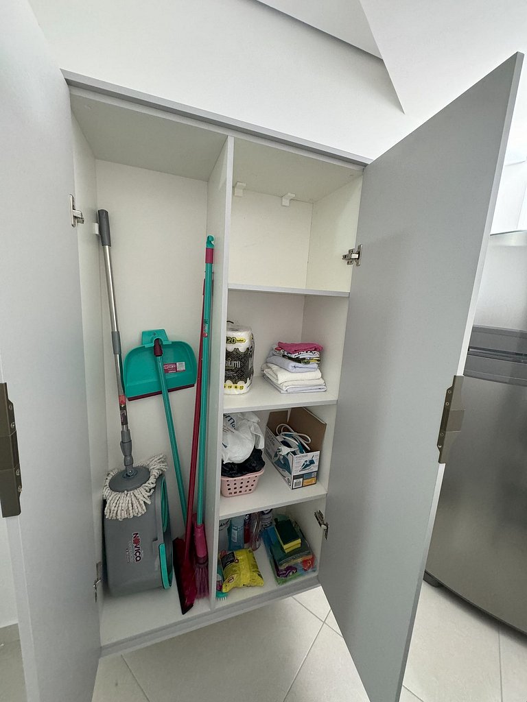 Lindo apartamento pé na areia