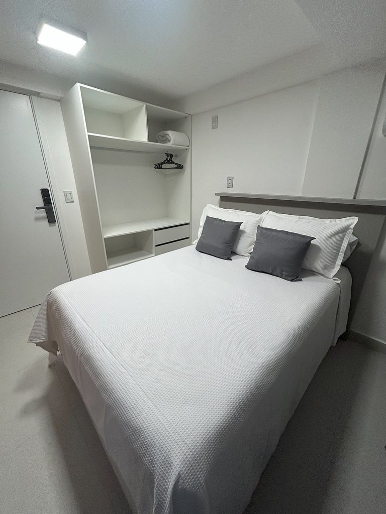 Flat Cabo Branco Aurea 50m do mar 411