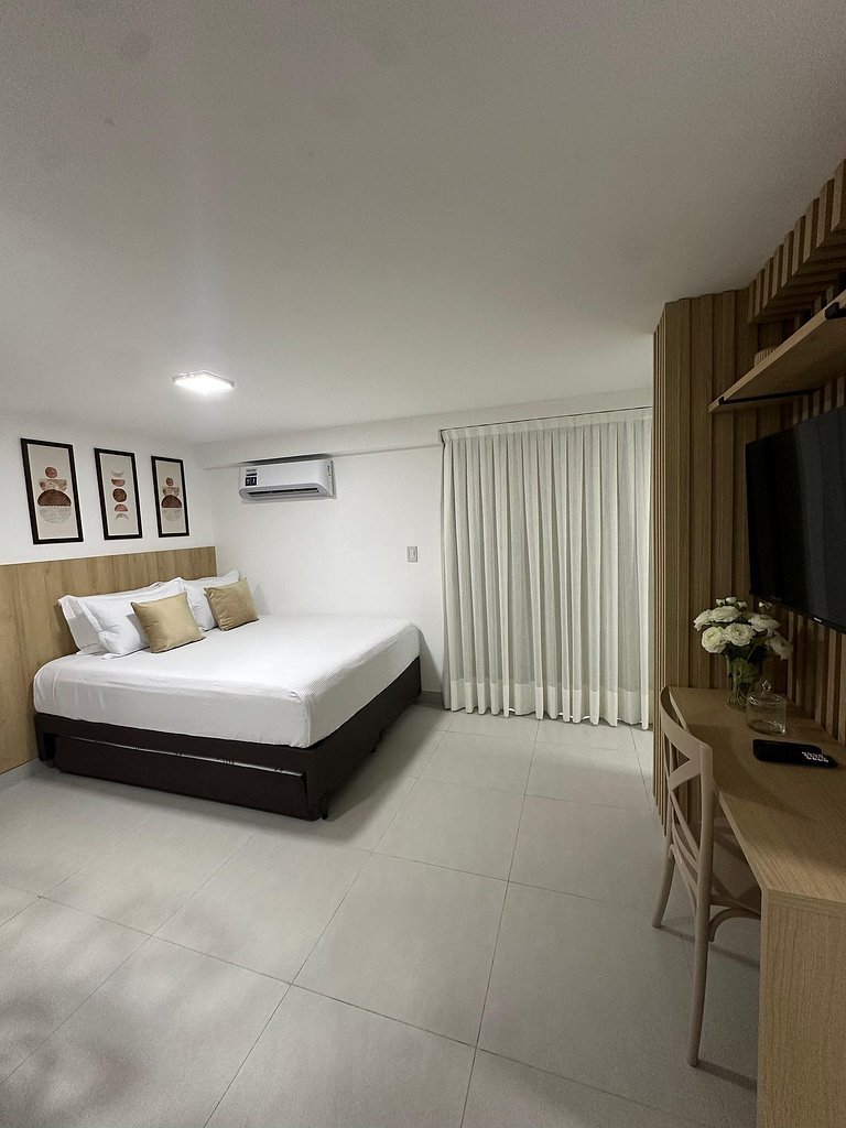 Cabo Branco | Studio + Rooftop Pool