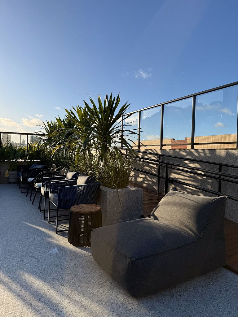 Cabo Branco | Studio + Rooftop Pool
