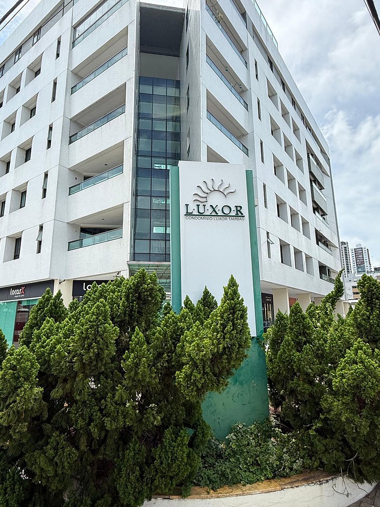 Luxor Tambau Condominio Resort 211