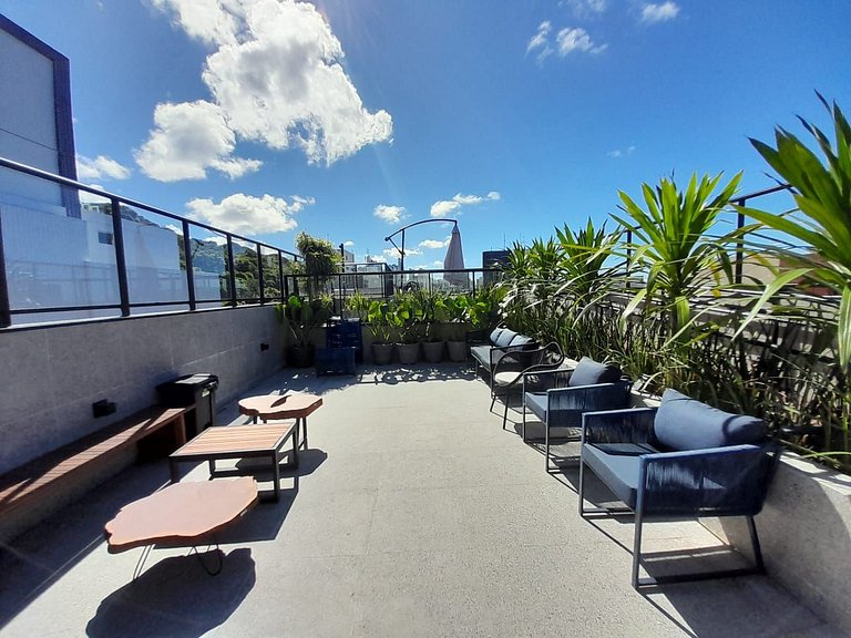 Flat Premium em Cabo Branco | 50m do Mar