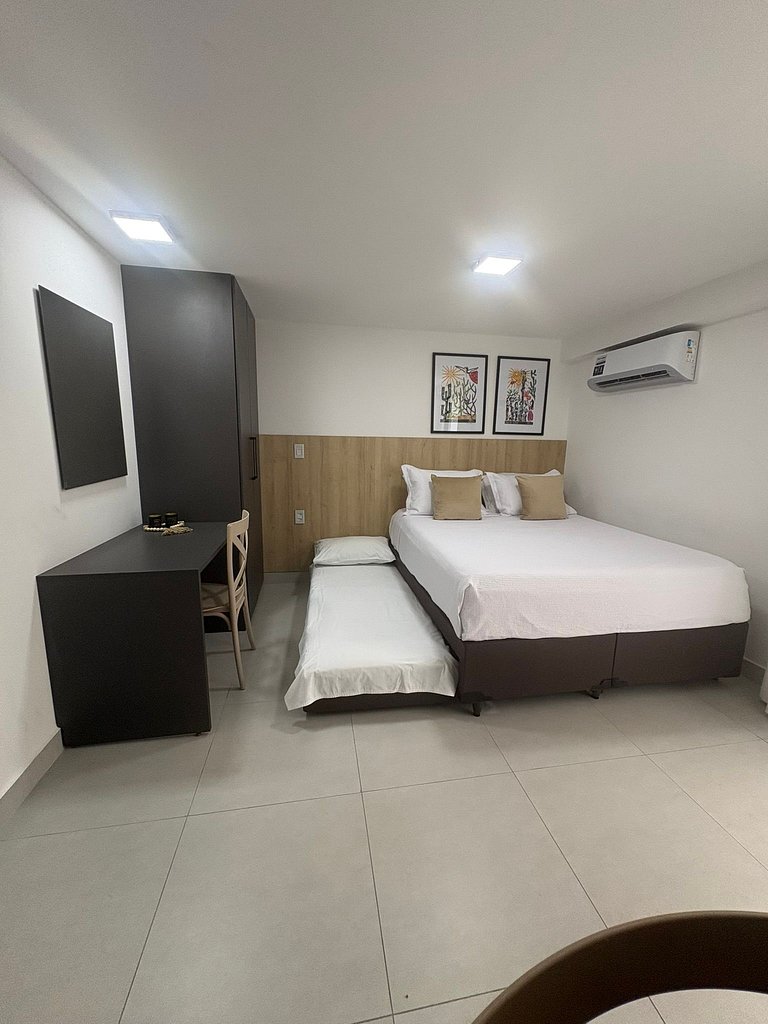 Cabo Branco | Studio + Rooftop Pool