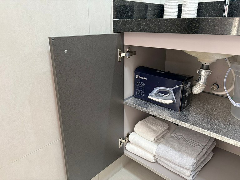 Cabo Branco | Studio + Rooftop Pool