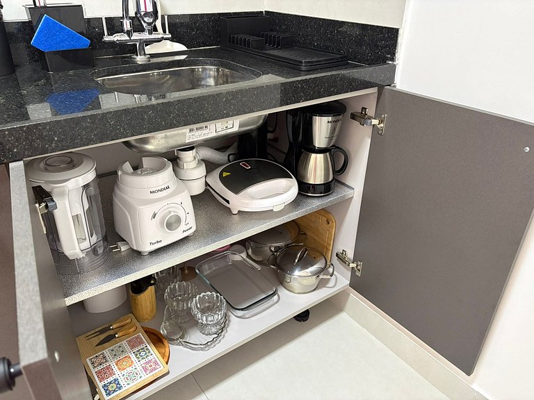 Cabo Branco | Studio + Rooftop Pool