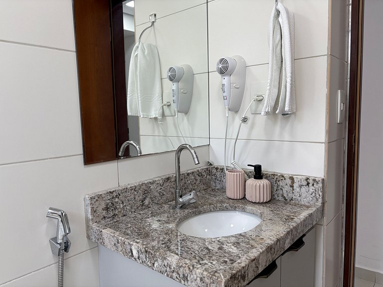Lindo apartamento pé na areia