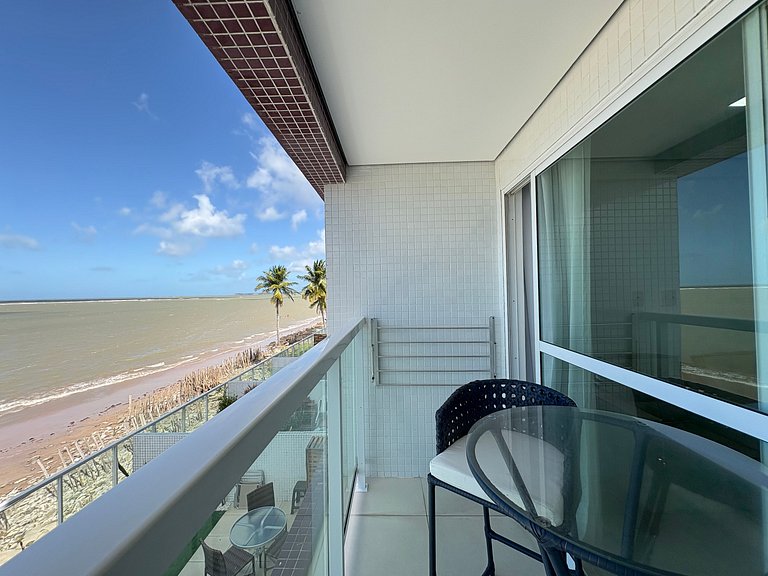 Lindo apartamento pé na areia